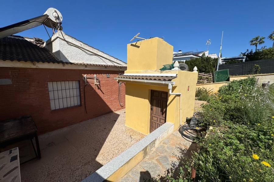 Venta - Chalet - Los balcones - Torrevieja