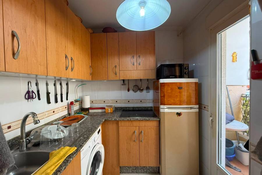 Venta - Apartamento - Paseo maritimo - Torrevieja