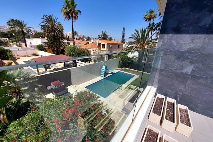 Försäljning - Lyxvilla - Los Angeles - Torrevieja