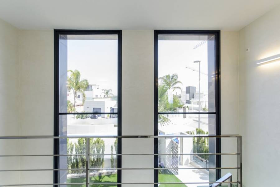 Venta - Villa - Campoamor - Orihuela Costa