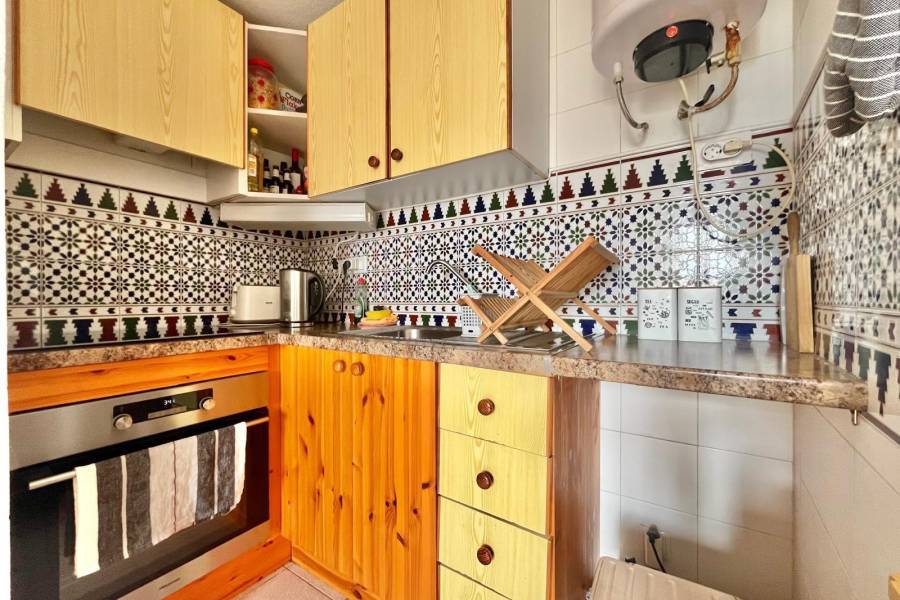 Sale - Studio - Nueva Torrevieja - Torrevieja