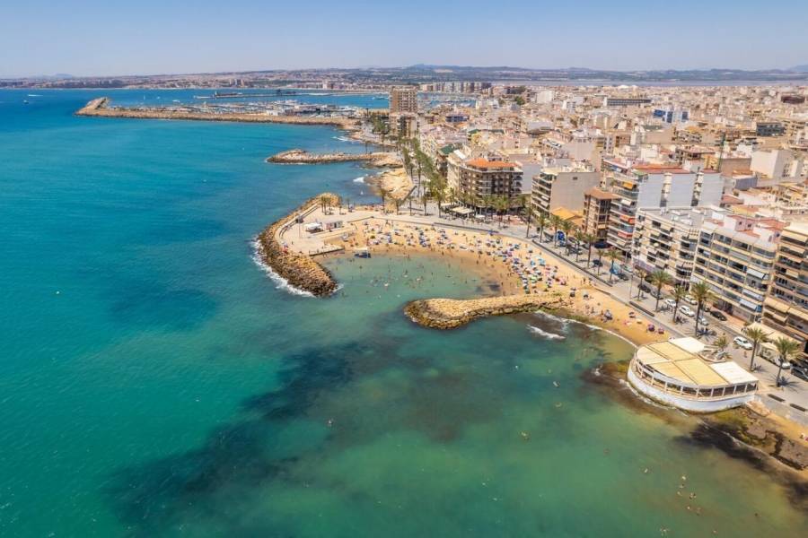 Verkauf - Villa - Centro - Torrevieja