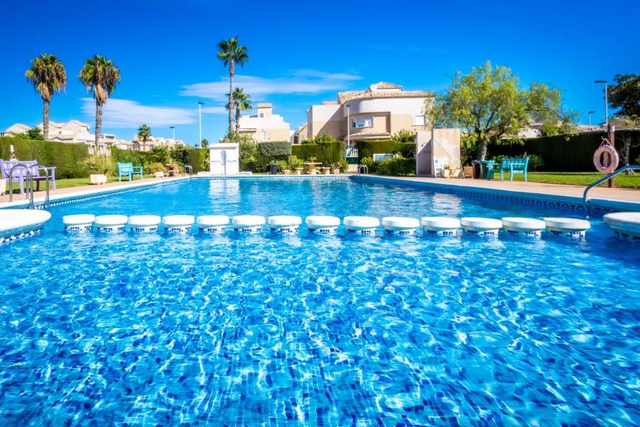 Verkauf - Einfamilienhaus - La Siesta - El Salado - Torreta - Torrevieja