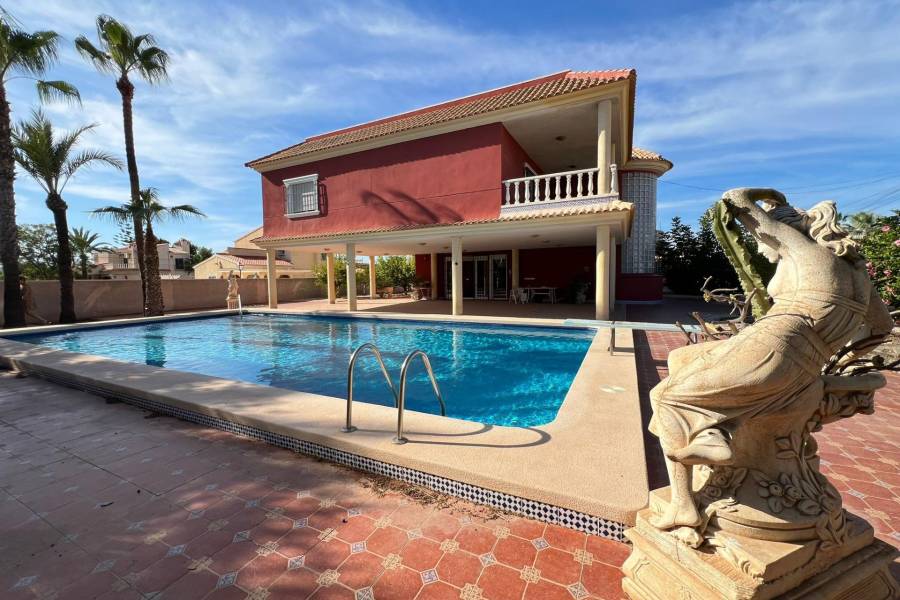 Försäljning - Villa - Torreta florida - Torrevieja