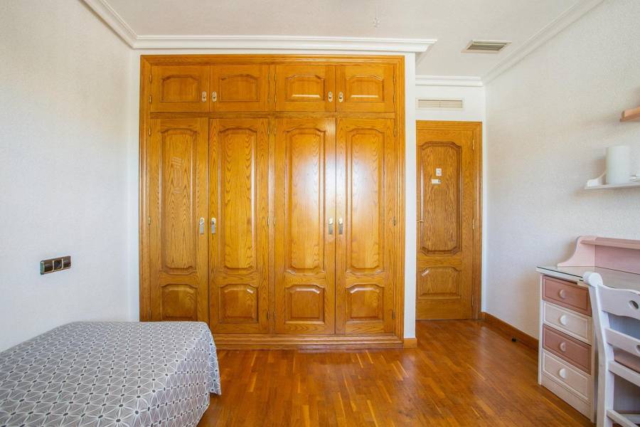 Försäljning - Villa - Torreta florida - Torrevieja