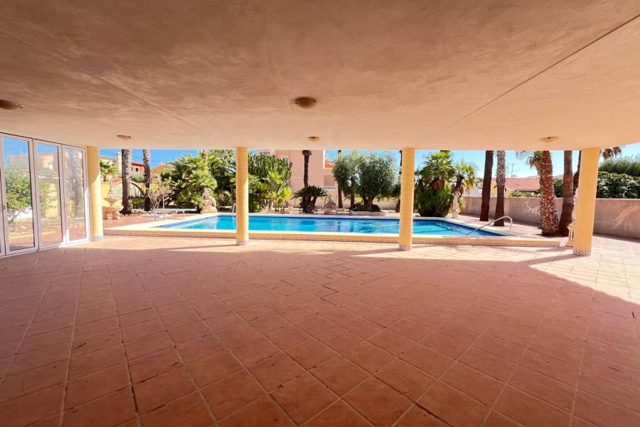 Försäljning - Villa - Torreta florida - Torrevieja