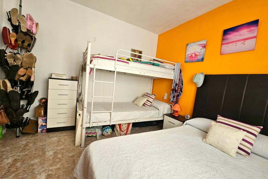 Sale - Apartment - Centro - Torrevieja