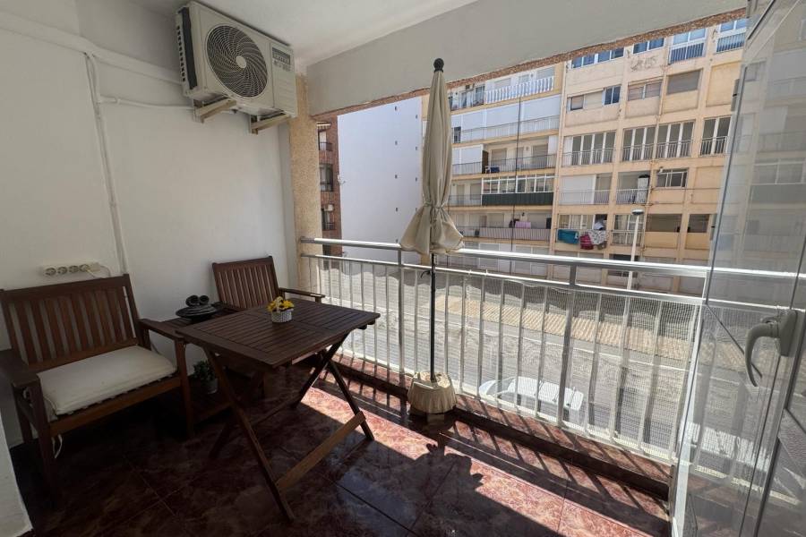 Venta - Apartamento - Playa del Cura - Torrevieja