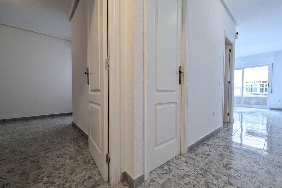 Försäljning - Lägenhet - Centro - Torrevieja