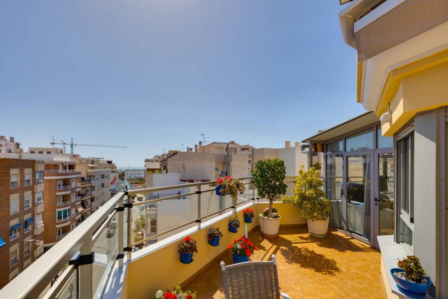 Sale - Penthouse - Centro - Torrevieja