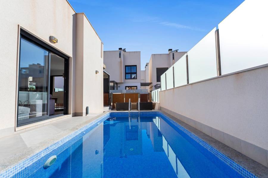 Venta - Villa - Sector 25 - Torrevieja