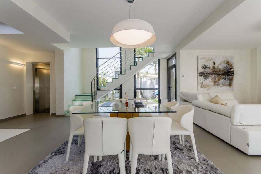 Venta - Villa - Campoamor - Orihuela Costa