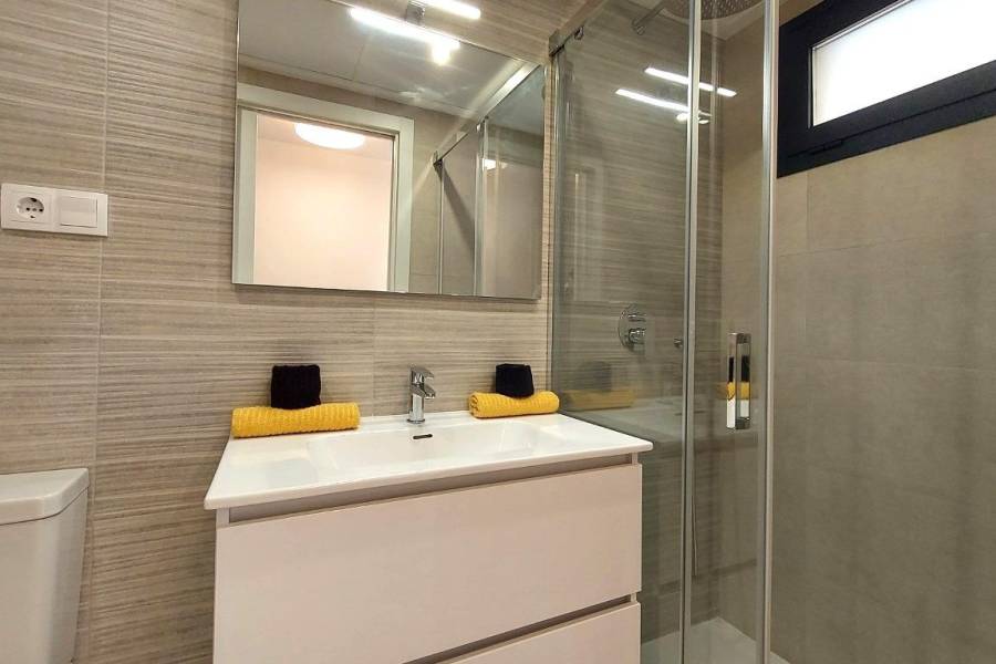 Venta - Apartamento - Pueblo 9 - San Miguel de Salinas