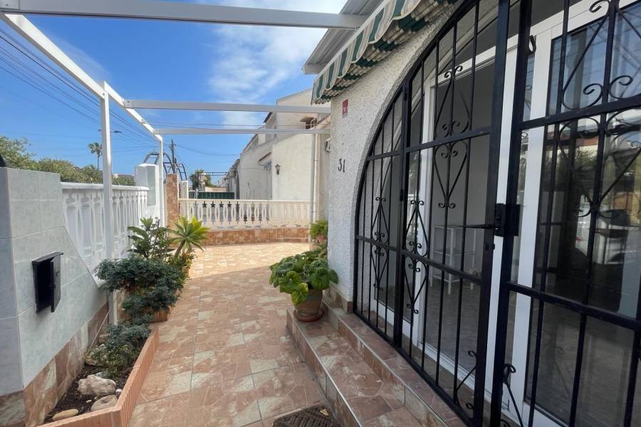 Sale - Terraced house - Calas blanca - Torrevieja