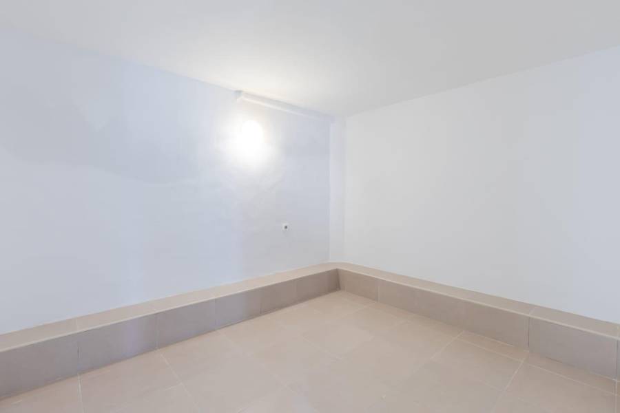 Venta - Chalet - Las filipinas - San Miguel de Salinas