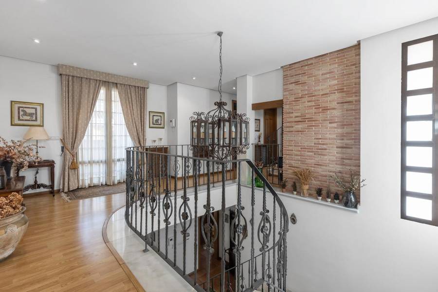 Venta - Villa de Lujo - La veleta - Torrevieja