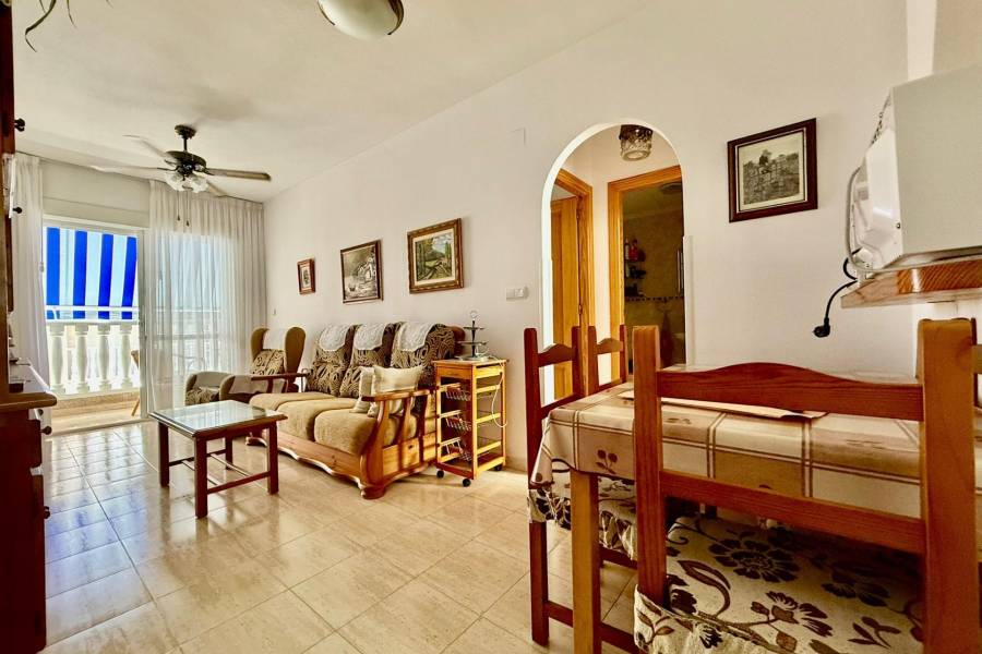 Venta - Apartamento - Estacion de autobuses - Torrevieja