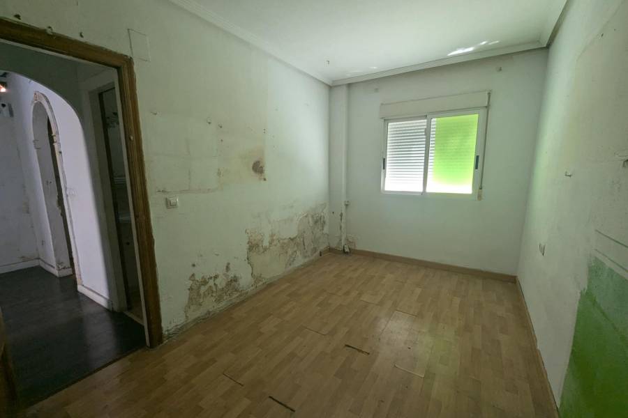 Vente - Bungalow Étage Bas - Centro - Torrevieja