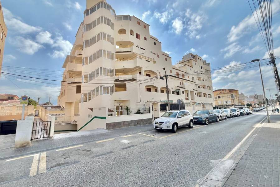 Sale - Studio - Nueva Torrevieja - Torrevieja