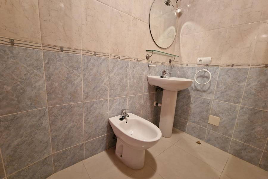 Venta - Apartamento - Estacion de autobuses - Torrevieja