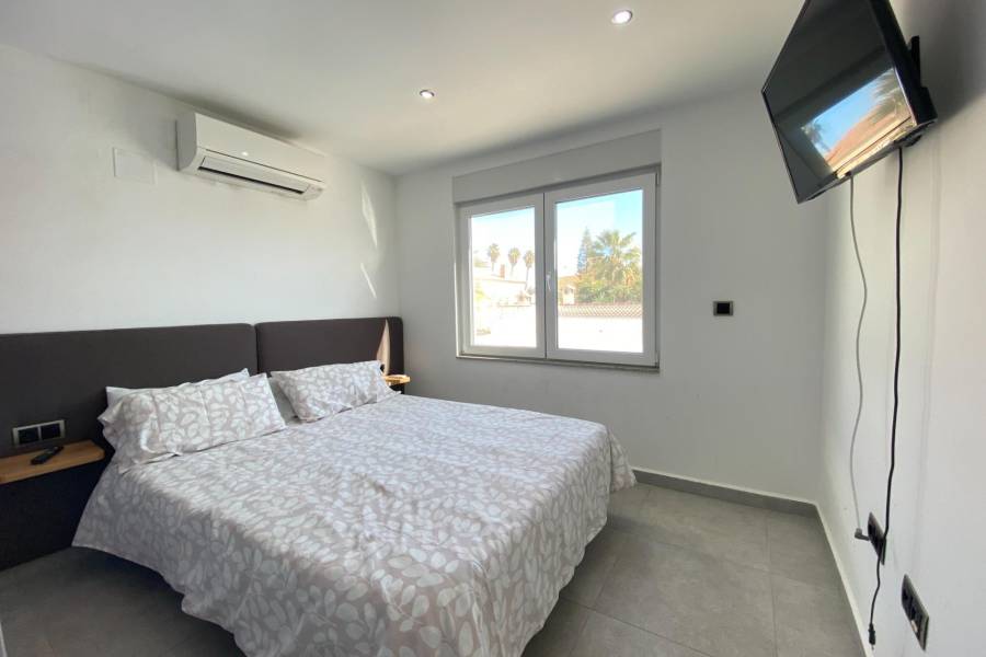 Venta - Villa de Lujo - Aldea del mar - Torrevieja