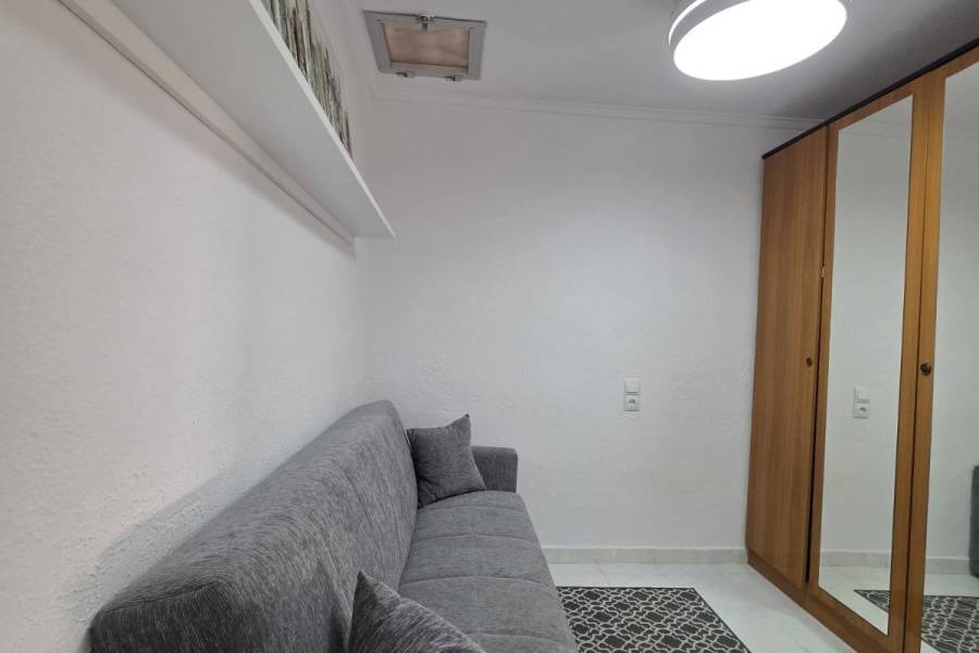 Sale - Bungalow - La Siesta - El Salado - Torreta - Torrevieja