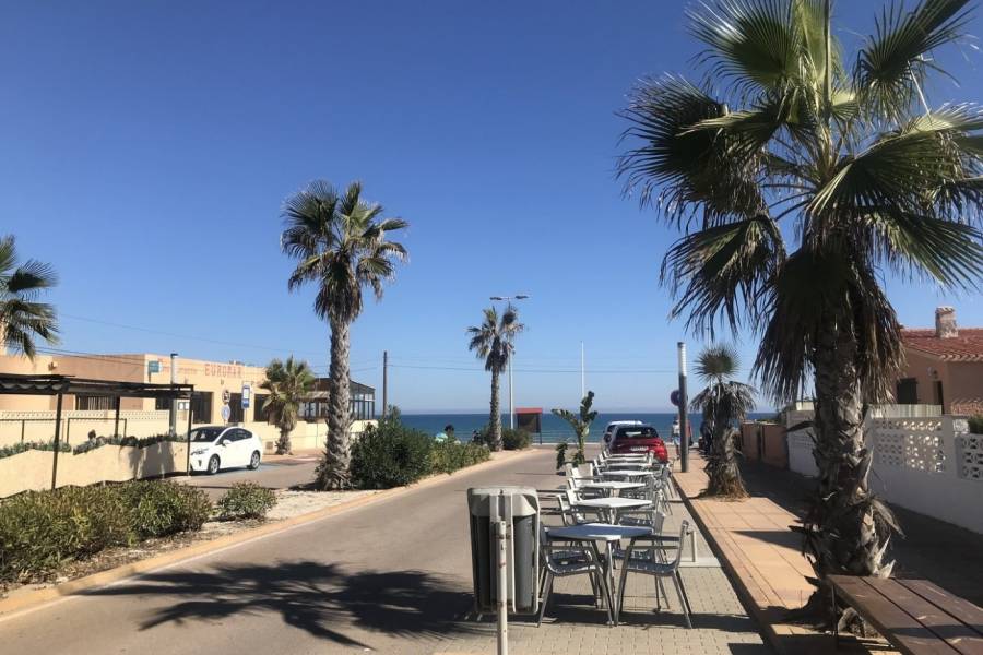 Venta - Villa - La Mata pueblo - Torrevieja