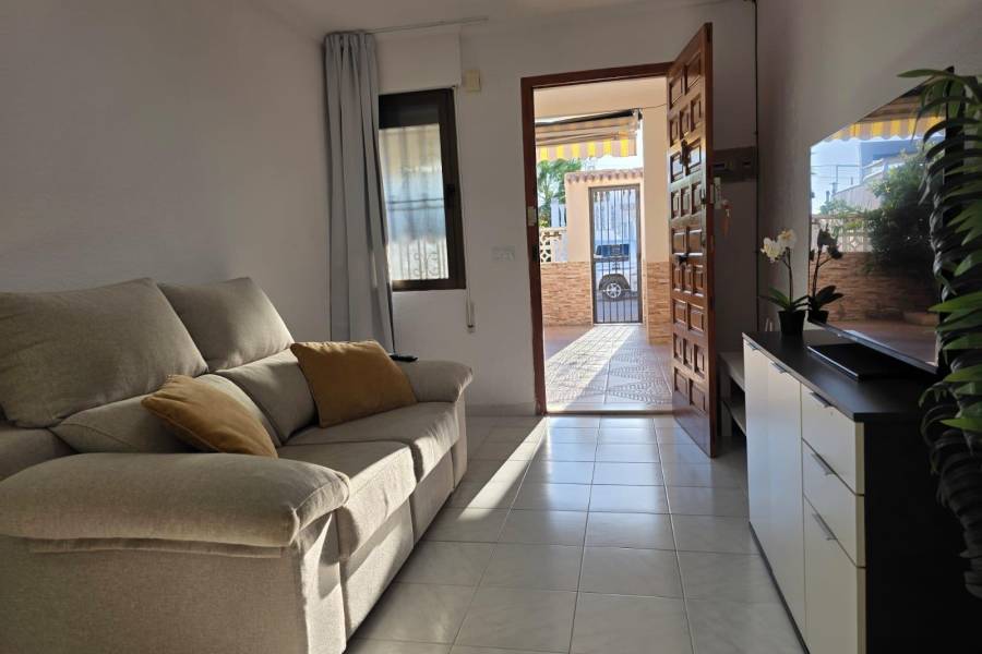 Sale - Bungalow - La Siesta - El Salado - Torreta - Torrevieja