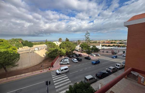 Apartamento - Venta - Acequion - Torrevieja