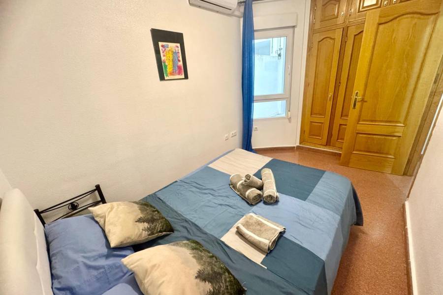 Sale - Apartment - Centro - Torrevieja