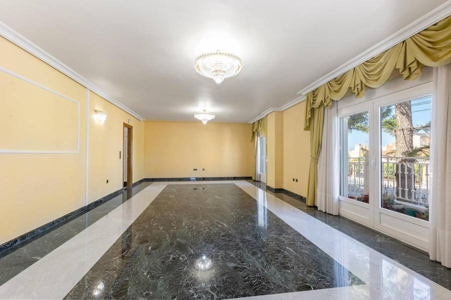 Försäljning - Villa - Torreta florida - Torrevieja
