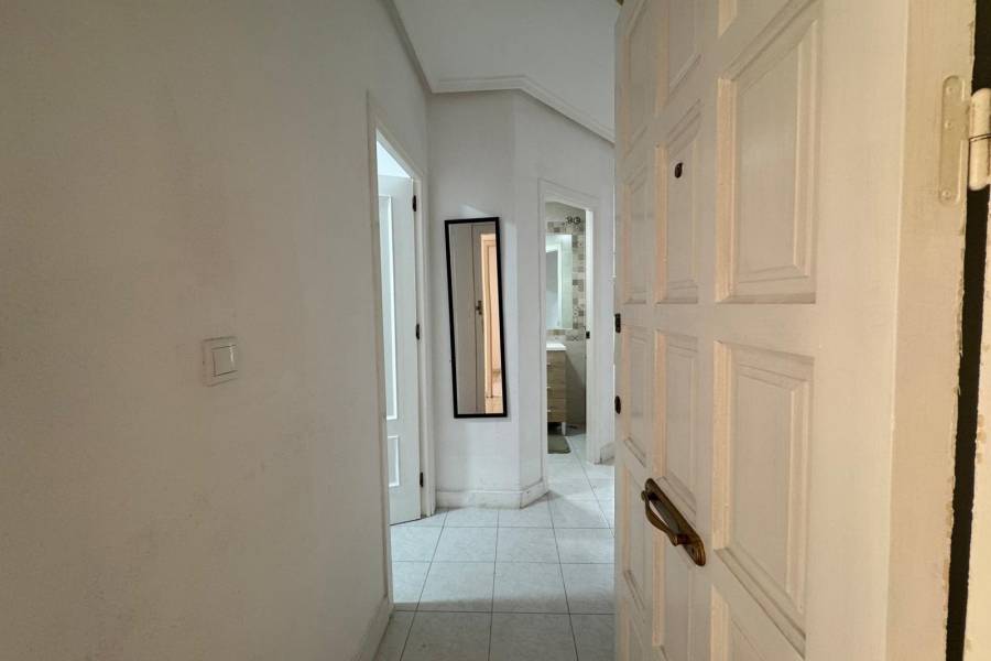 Venta - Apartamento - Estacion de autobuses - Torrevieja