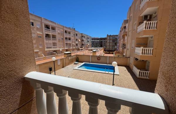 Apartamento - Venta - Centro - Torrevieja
