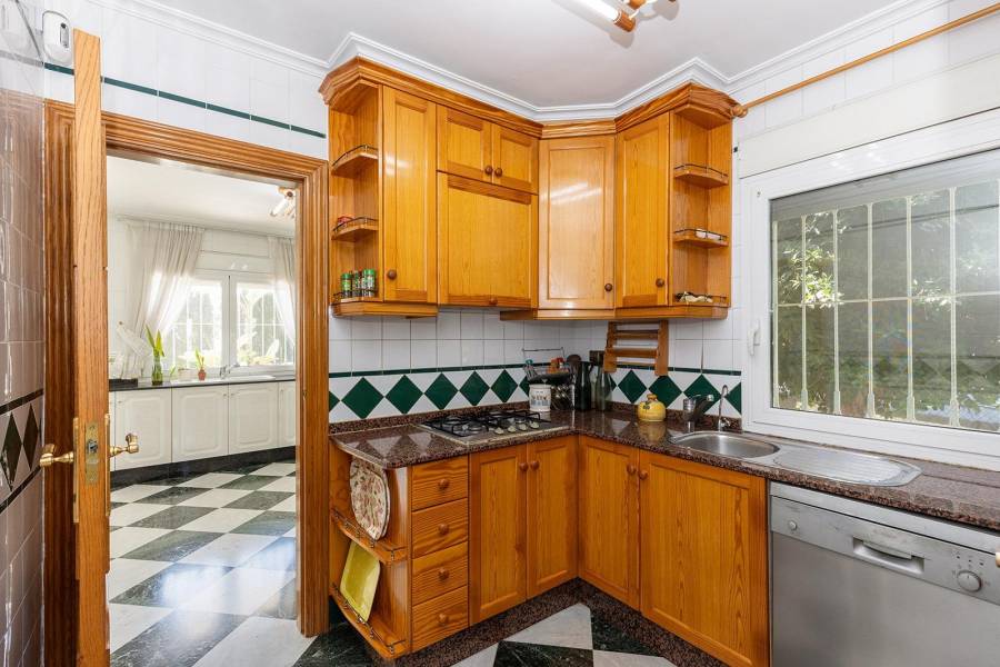 Försäljning - Villa - Torreta florida - Torrevieja