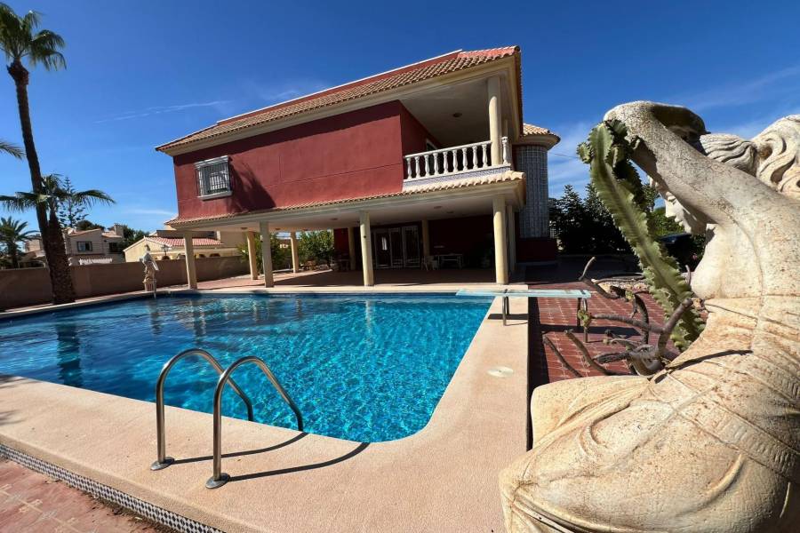 Försäljning - Villa - Torreta florida - Torrevieja