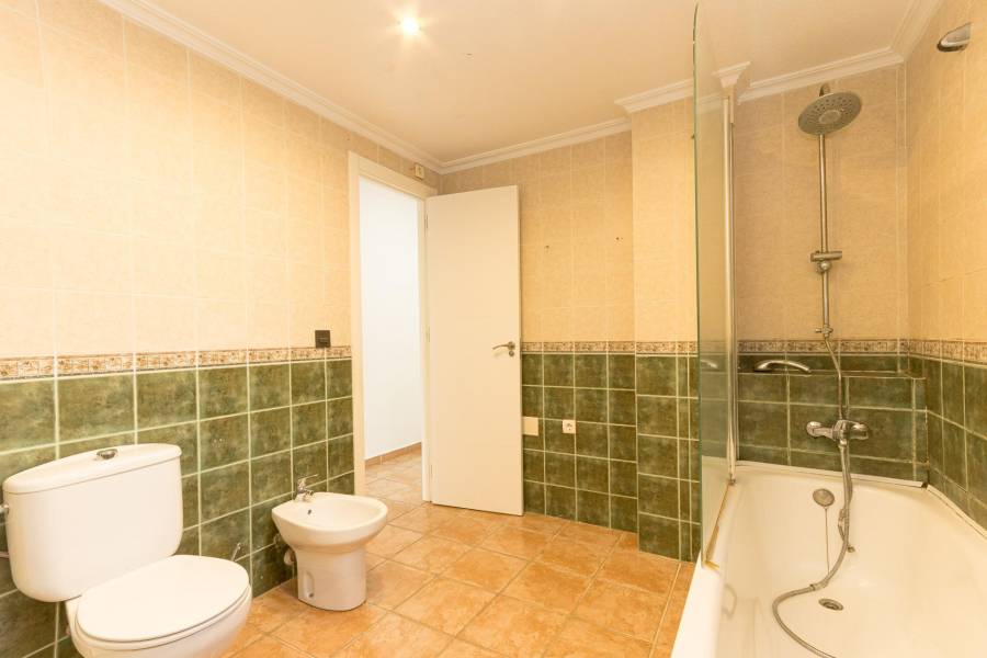 Venta - Chalet - Villamartín-Las Filipinas - Orihuela Costa