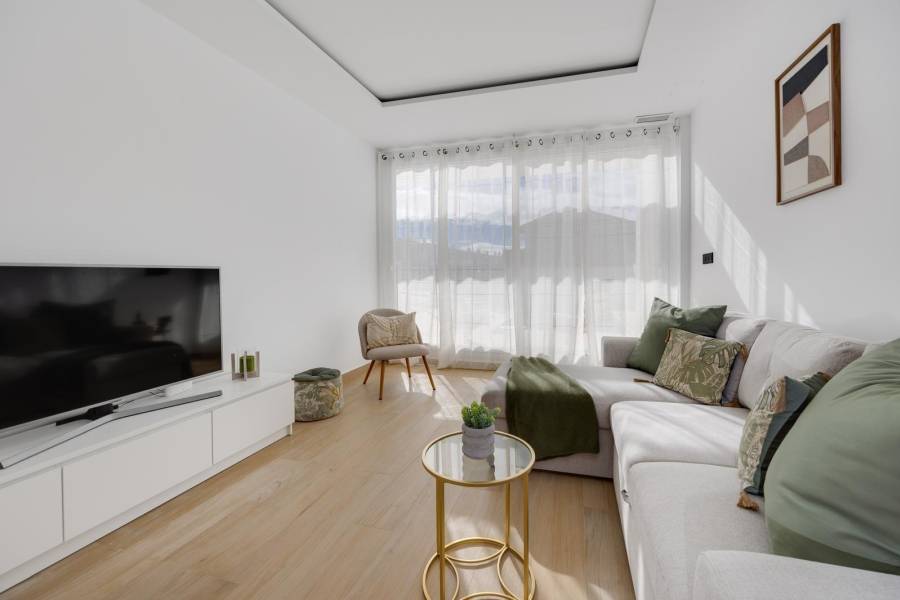 Sale - Villa - Zona los Frutales - Torrevieja