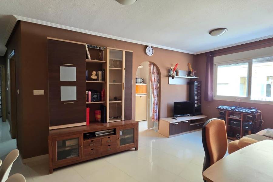 Venta - Apartamento - Paseo maritimo - Torrevieja