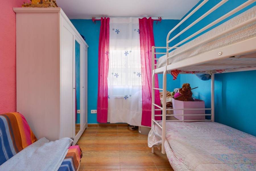 Venta - Chalet - Los balcones - Torrevieja
