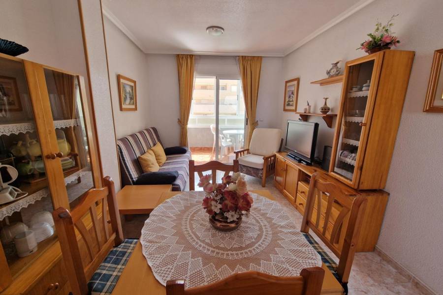 Sale - Apartment - Calas blanca - Torrevieja