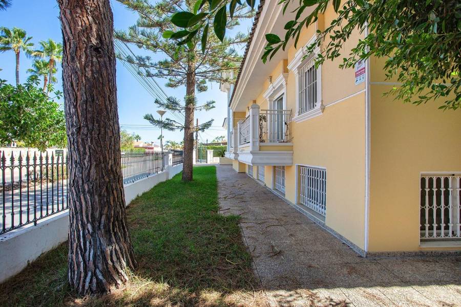 Försäljning - Villa - Torreta florida - Torrevieja