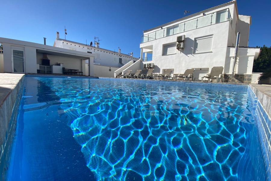 Venta - Villa de Lujo - Aldea del mar - Torrevieja