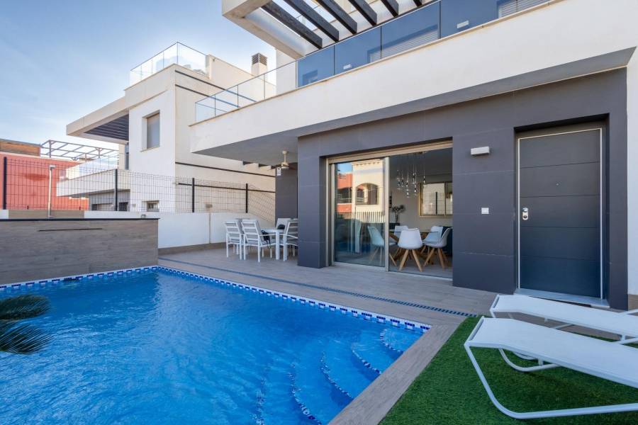 Sale - Villa - Villamartin - Orihuela Costa