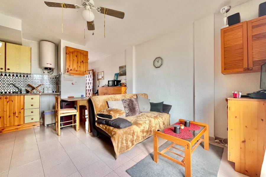 Sale - Studio - Nueva Torrevieja - Torrevieja