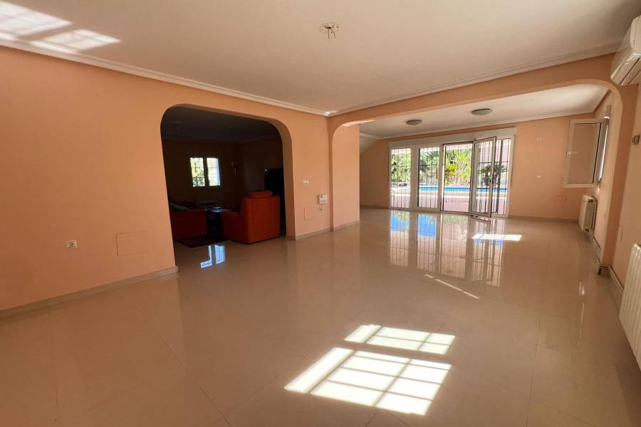 Försäljning - Villa - Torreta florida - Torrevieja