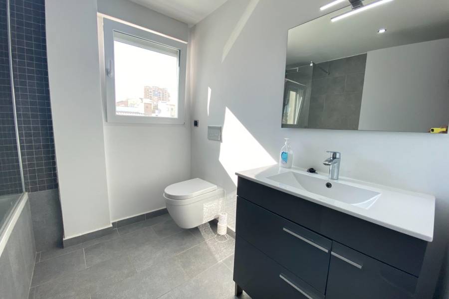 Venta - Villa de Lujo - Aldea del mar - Torrevieja