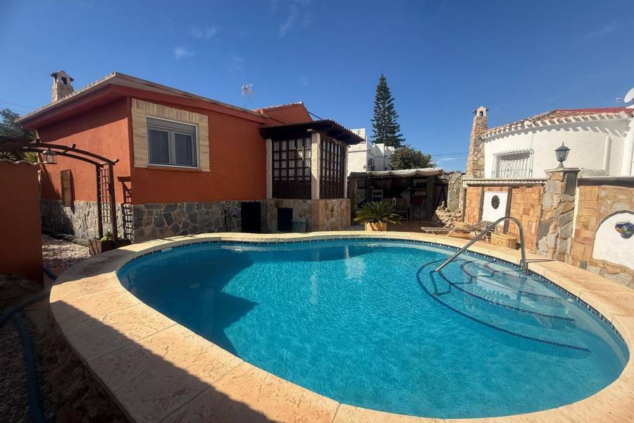 Venta - Chalet - El chaparral - Torrevieja