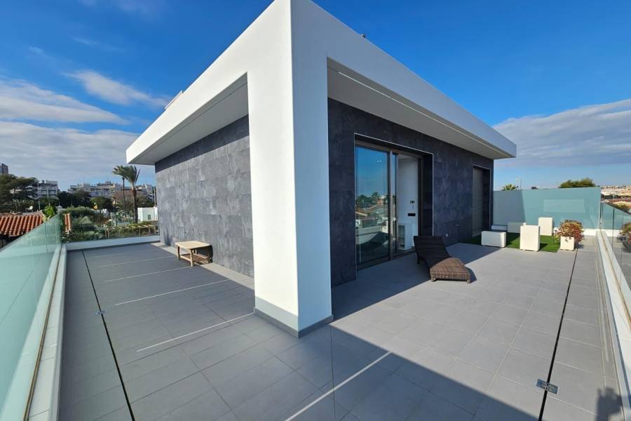 Venta - Villa de Lujo - Los Angeles - Torrevieja
