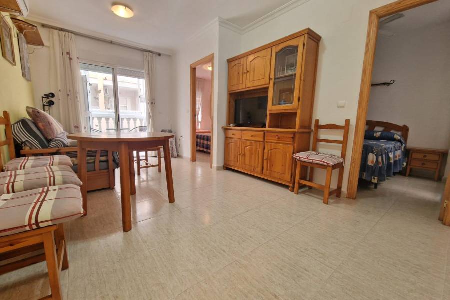 Sale - Apartment - Centro - Torrevieja