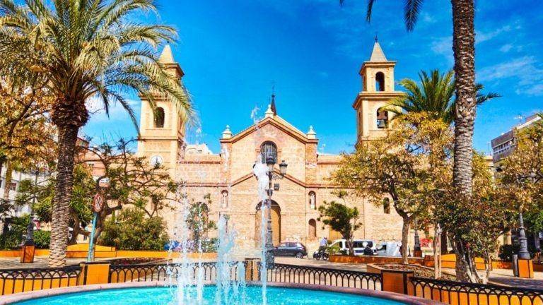 Försäljning - Lägenhet på bottenvåni - Centro - Torrevieja